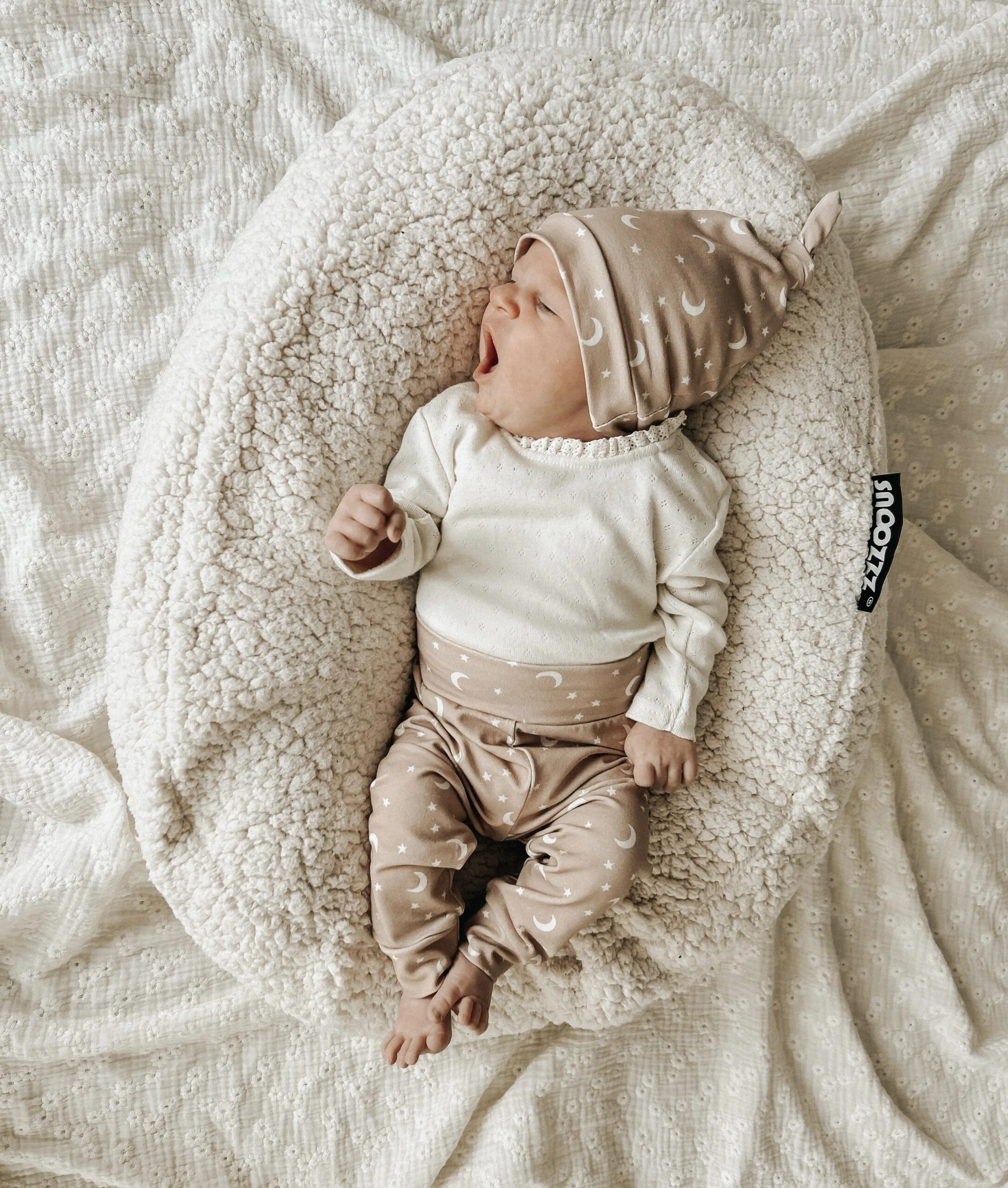 Snoozz relaxation cover baby nest