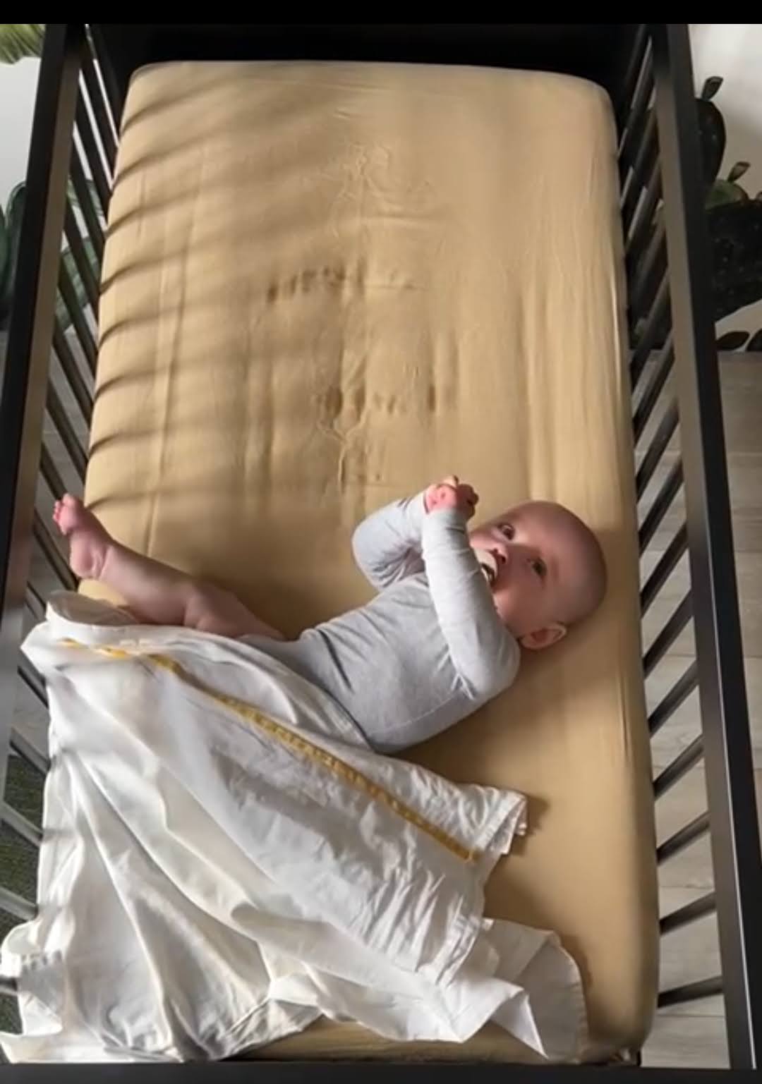 Baby wil niet slapen Snoozzz slaapwikkel
